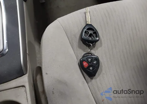 2010 Toyota Corolla Le из США, поврежденный, VIN JTDBU4EE4AJ070718